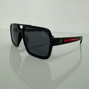 Men’s sport sunglasses Prada Lines Rossa PS